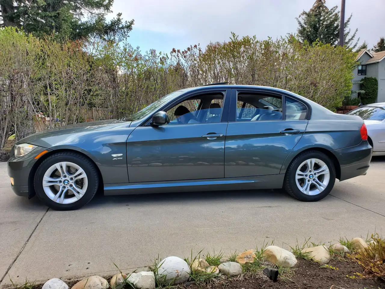 BMW 3 Series снимка BMW 3 Series