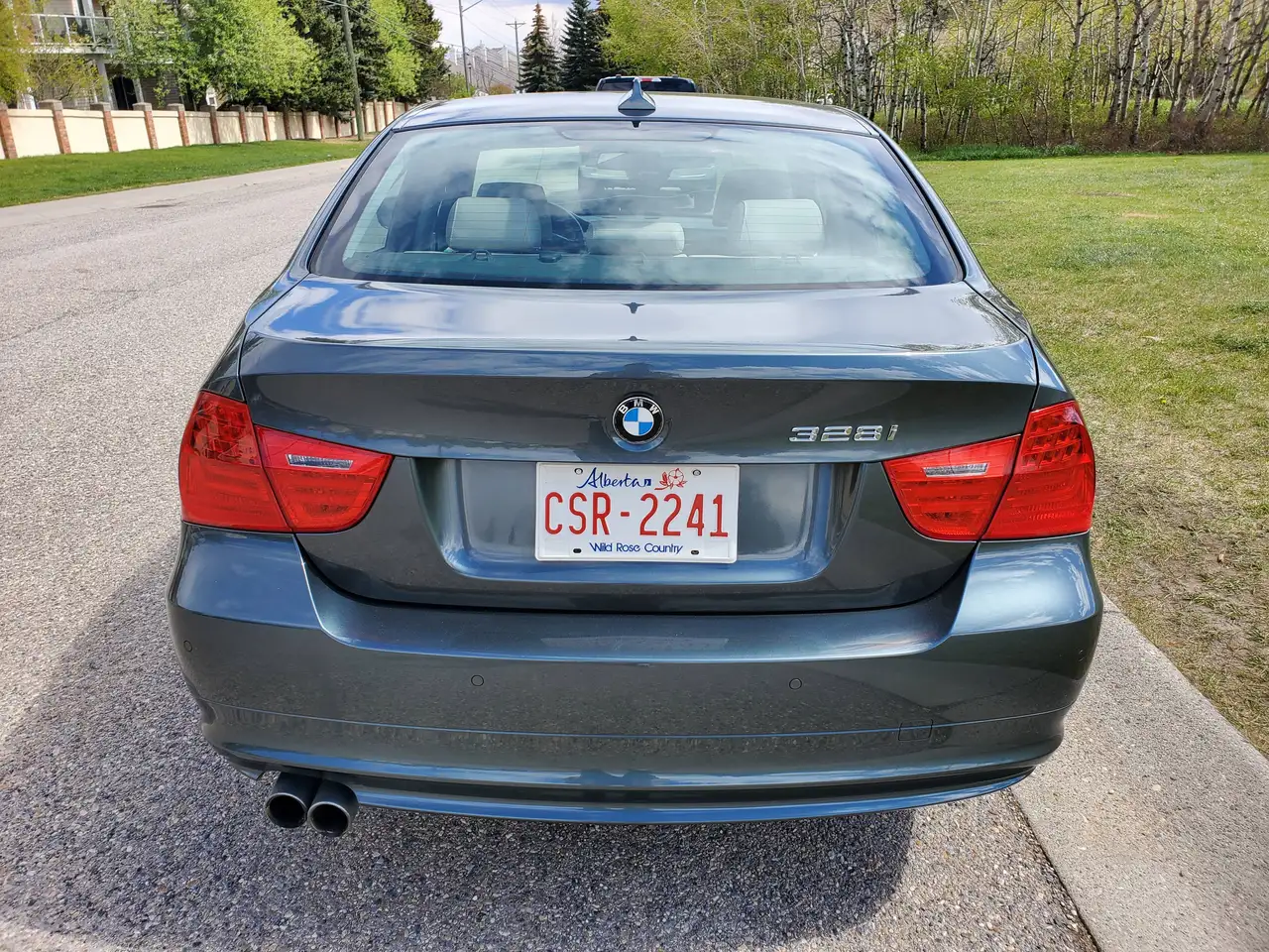 BMW 3 Series снимка BMW 3 Series