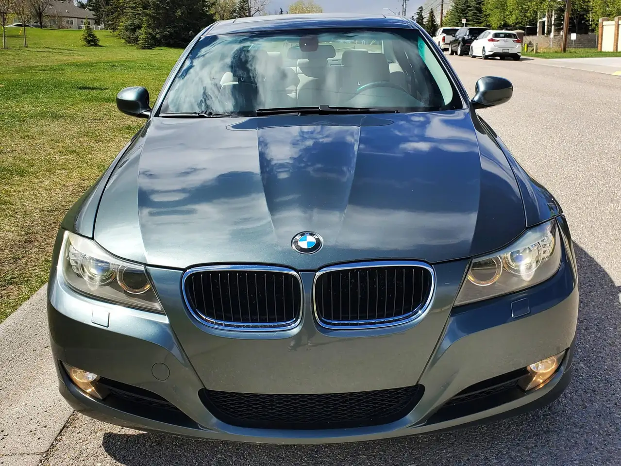 BMW 3 Series снимка BMW 3 Series
