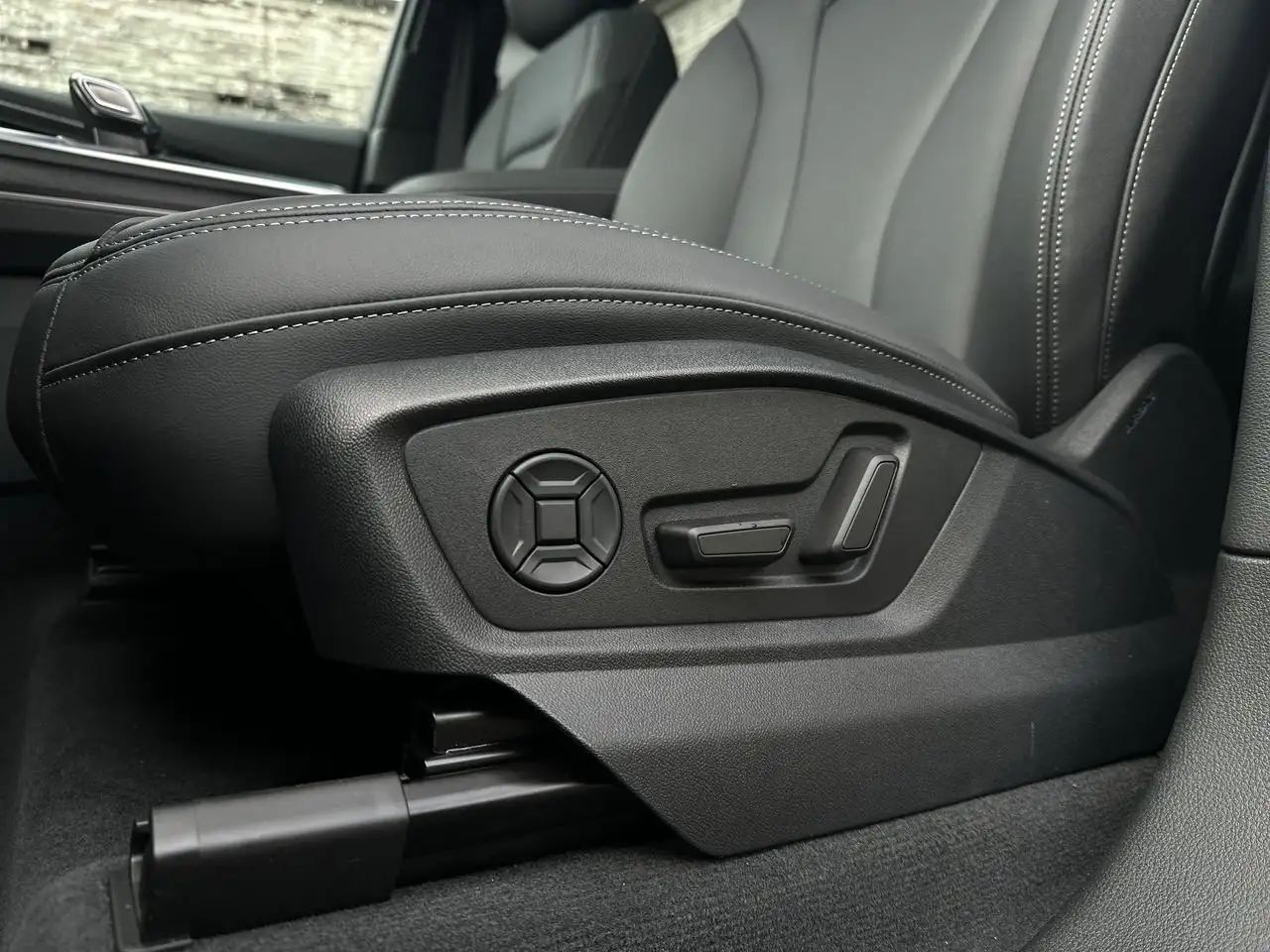 Audi Q7 снимка Audi Q7