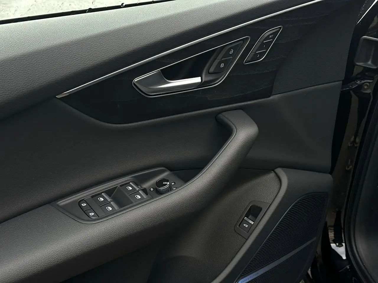 Audi Q7 снимка Audi Q7