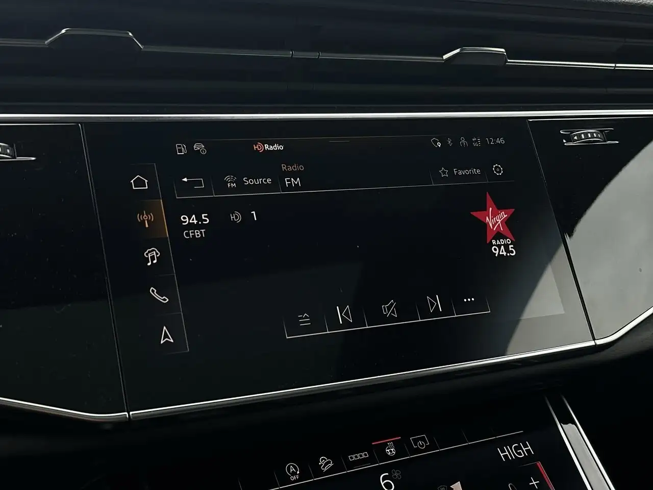 Audi Q7 снимка Audi Q7