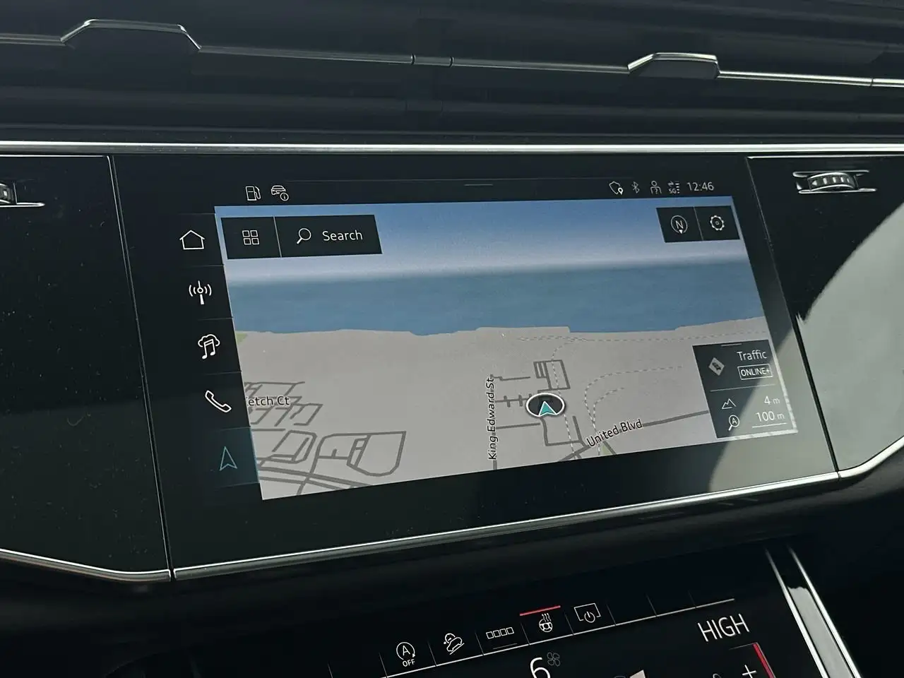 Audi Q7 снимка Audi Q7