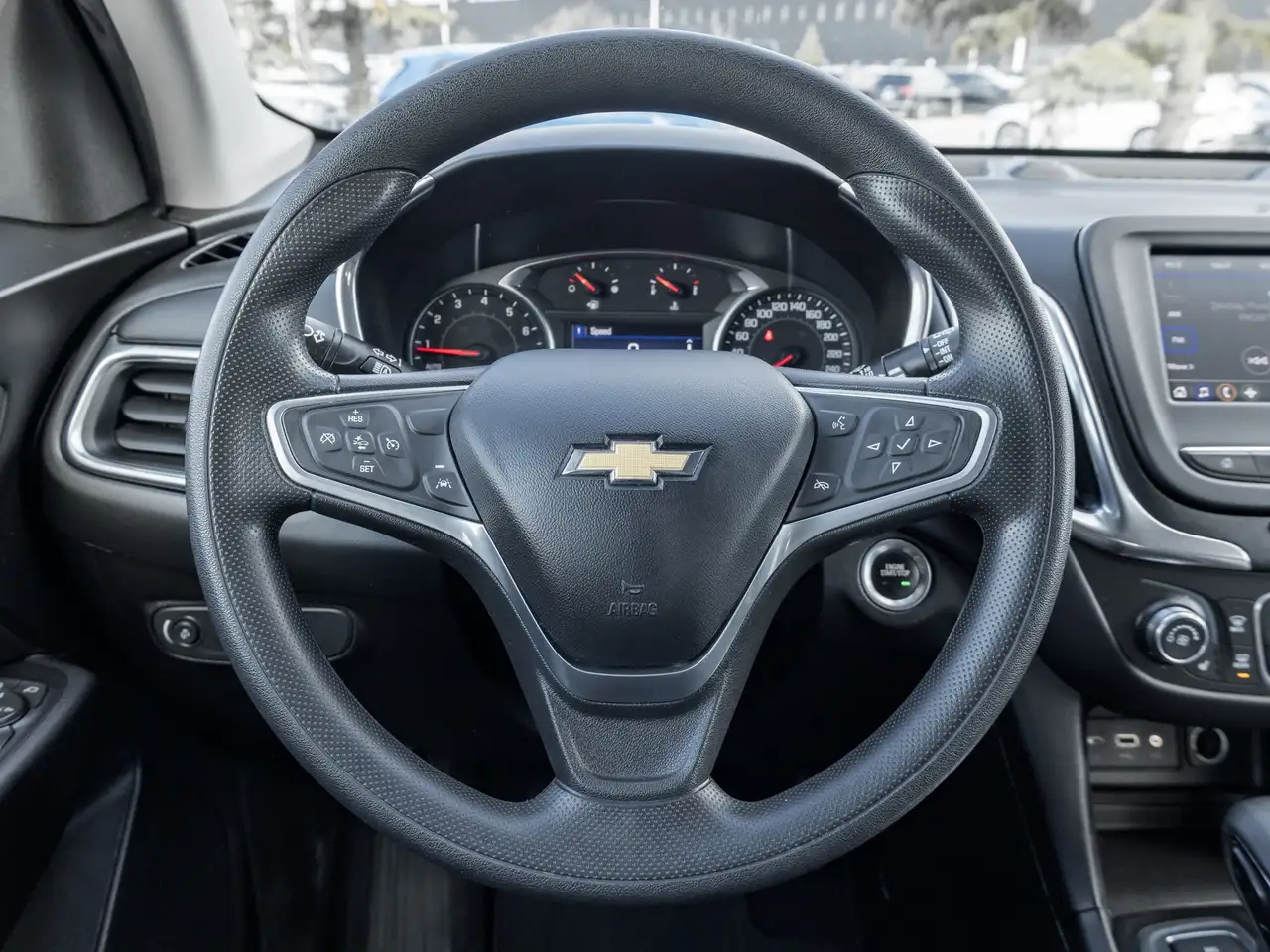 Chevrolet Equinox снимка Chevrolet Equinox