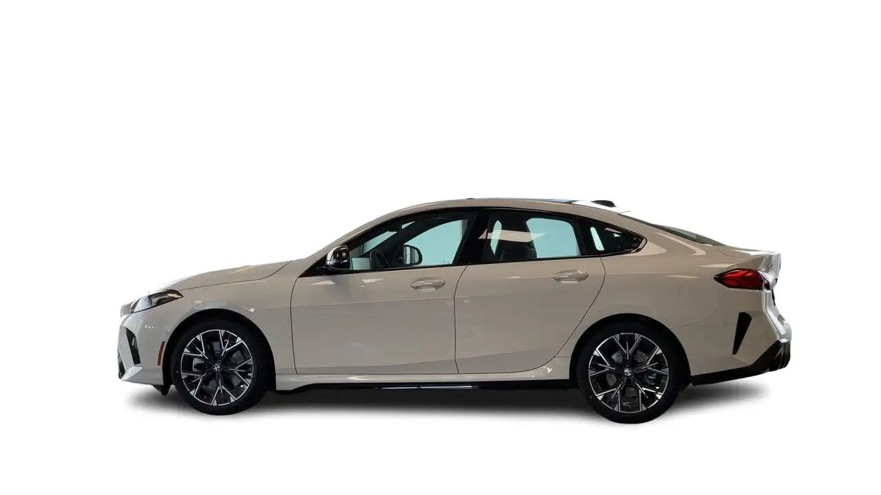 BMW 2 Series photo BMW 2 Series