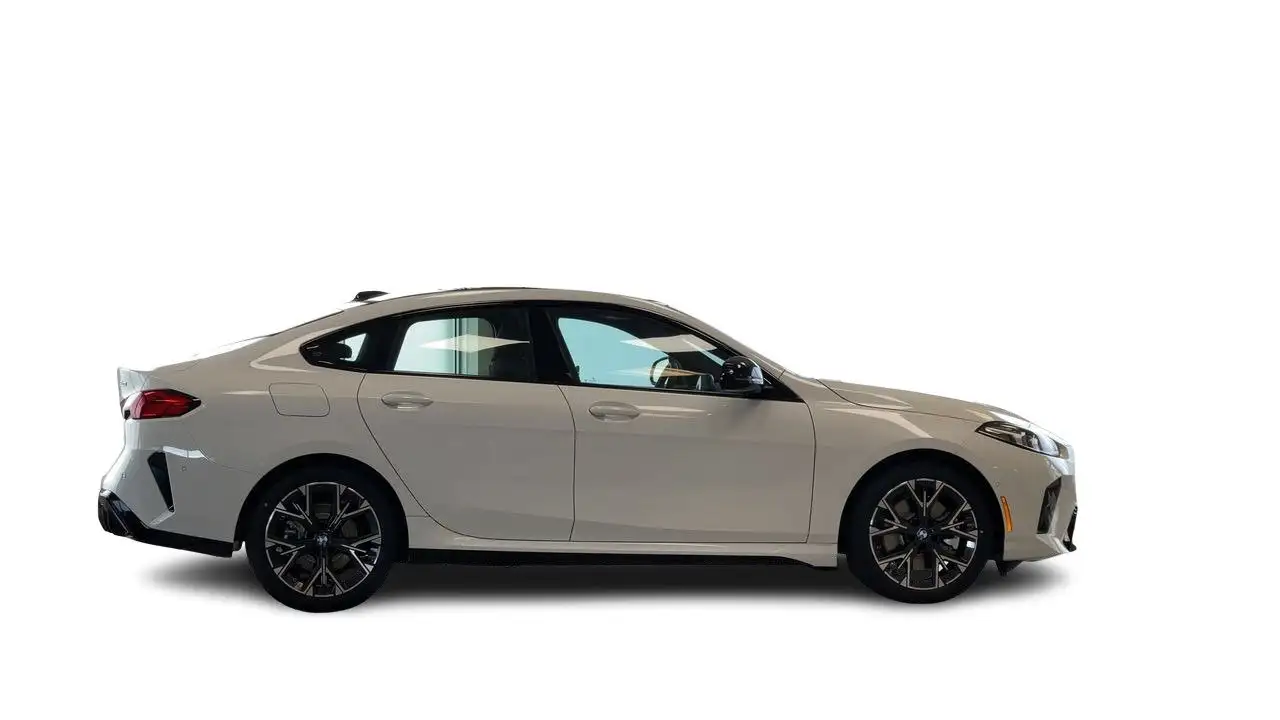 BMW 2 Series photo BMW 2 Series