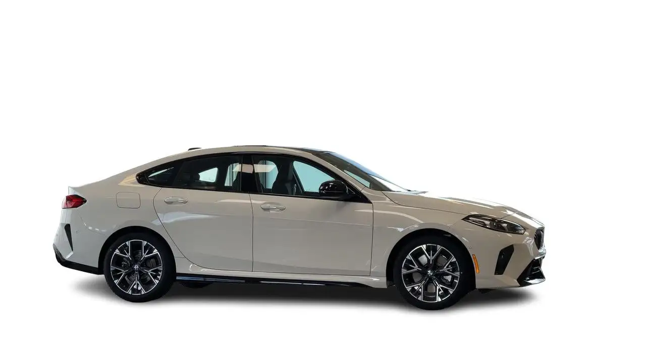 BMW 2 Series photo BMW 2 Series