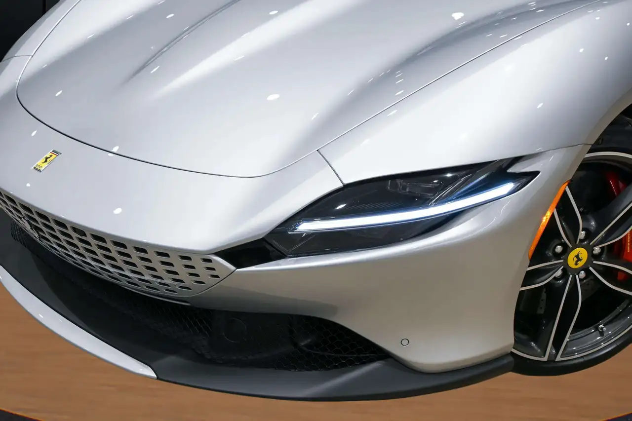 Ferrari Roma снимка Ferrari Roma