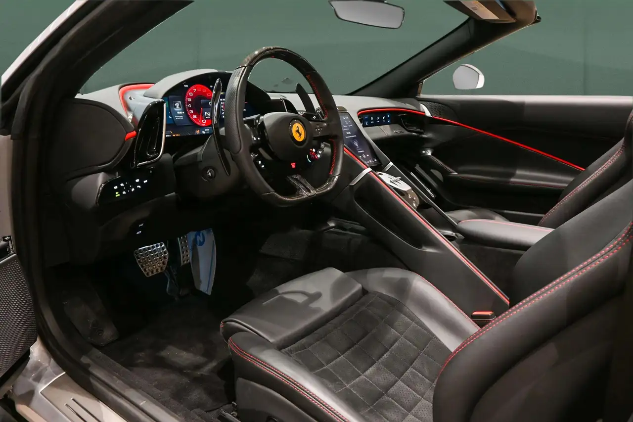 Ferrari Roma снимка Ferrari Roma