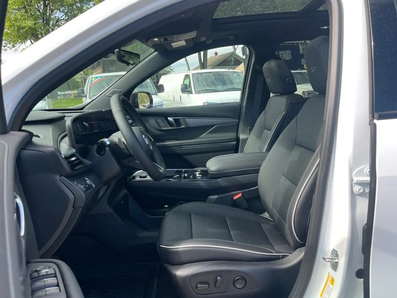 Buick Enclave photo Buick Enclave