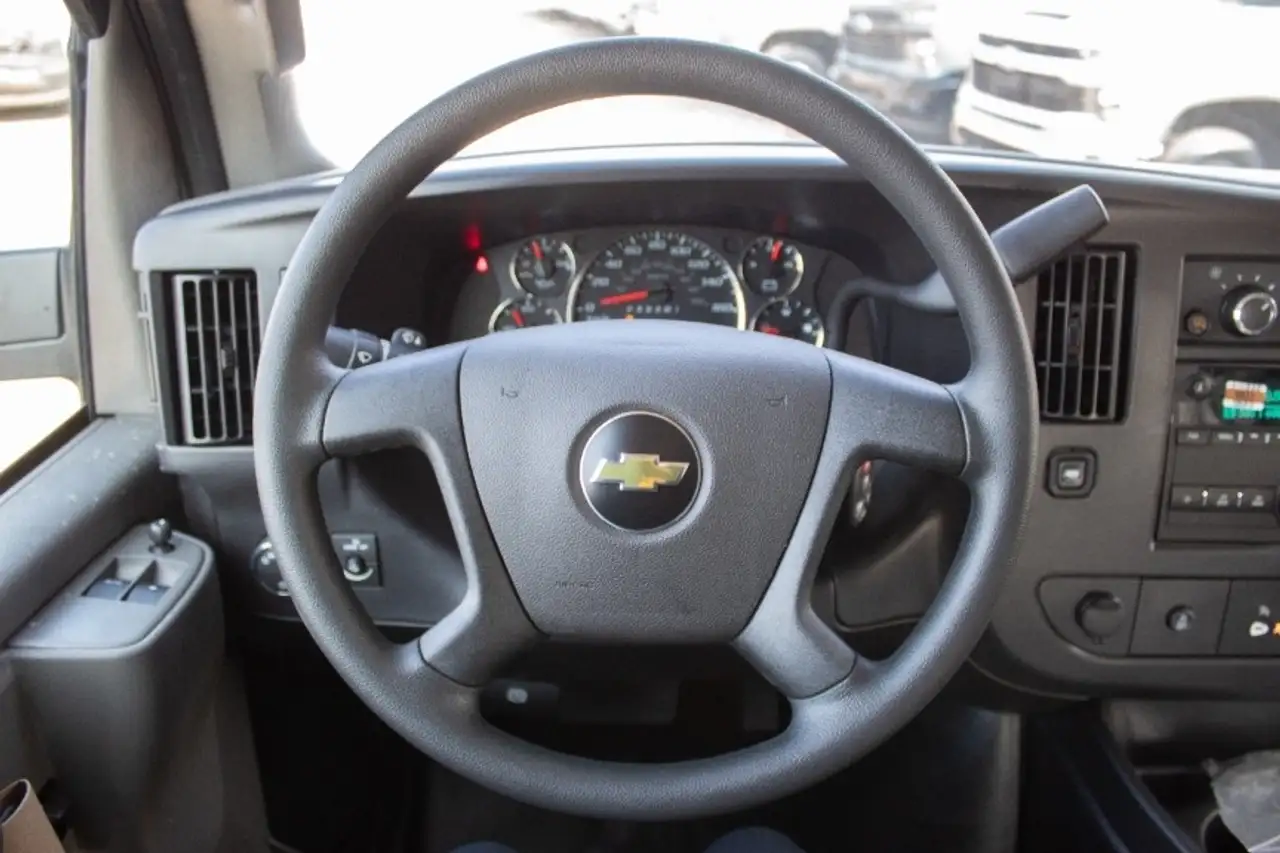 Chevrolet Express photo Chevrolet Express