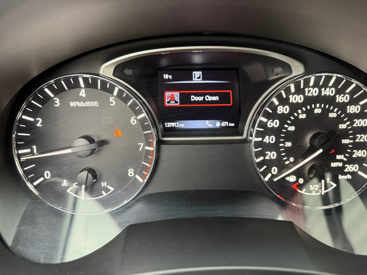 Nissan Altima снимка Nissan Altima