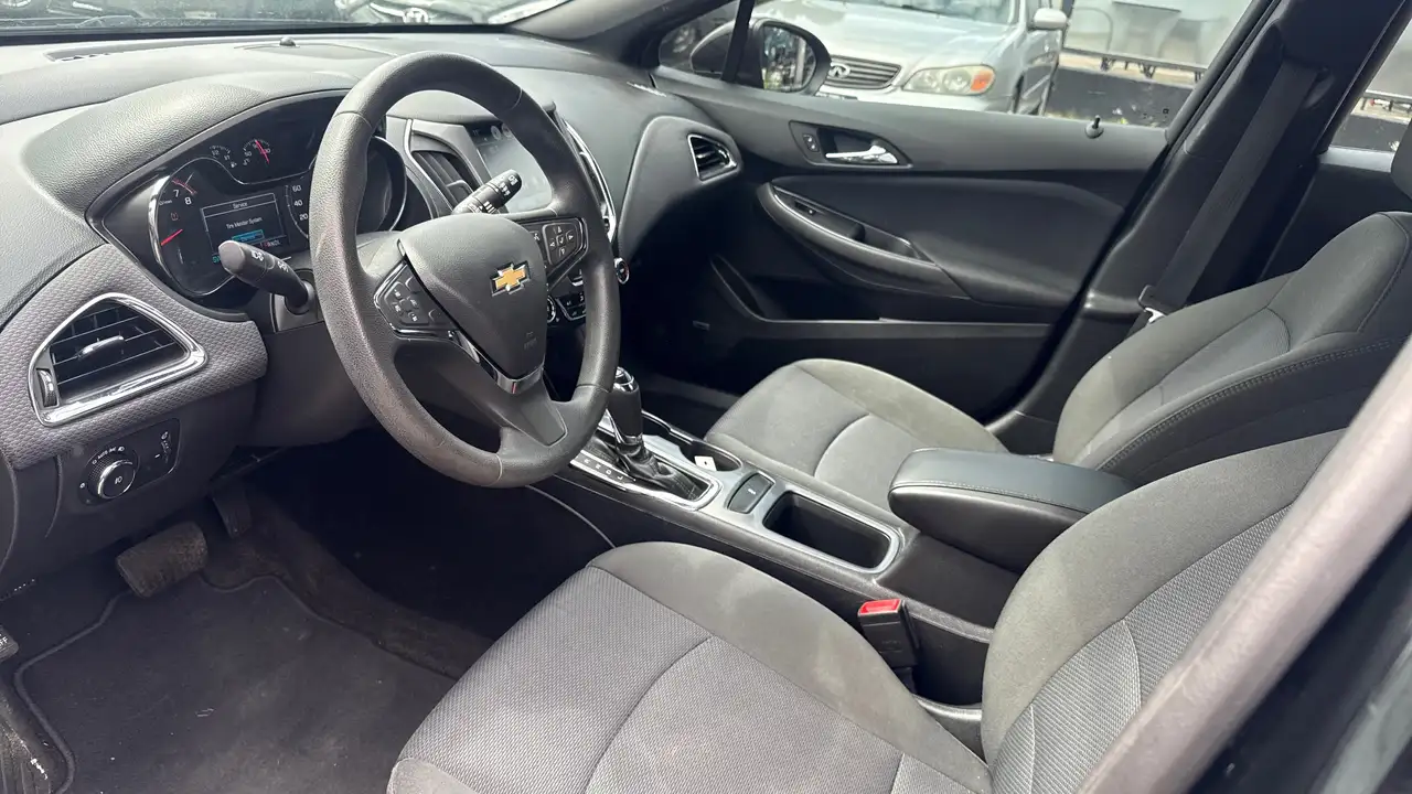 Chevrolet Cruze снимка Chevrolet Cruze