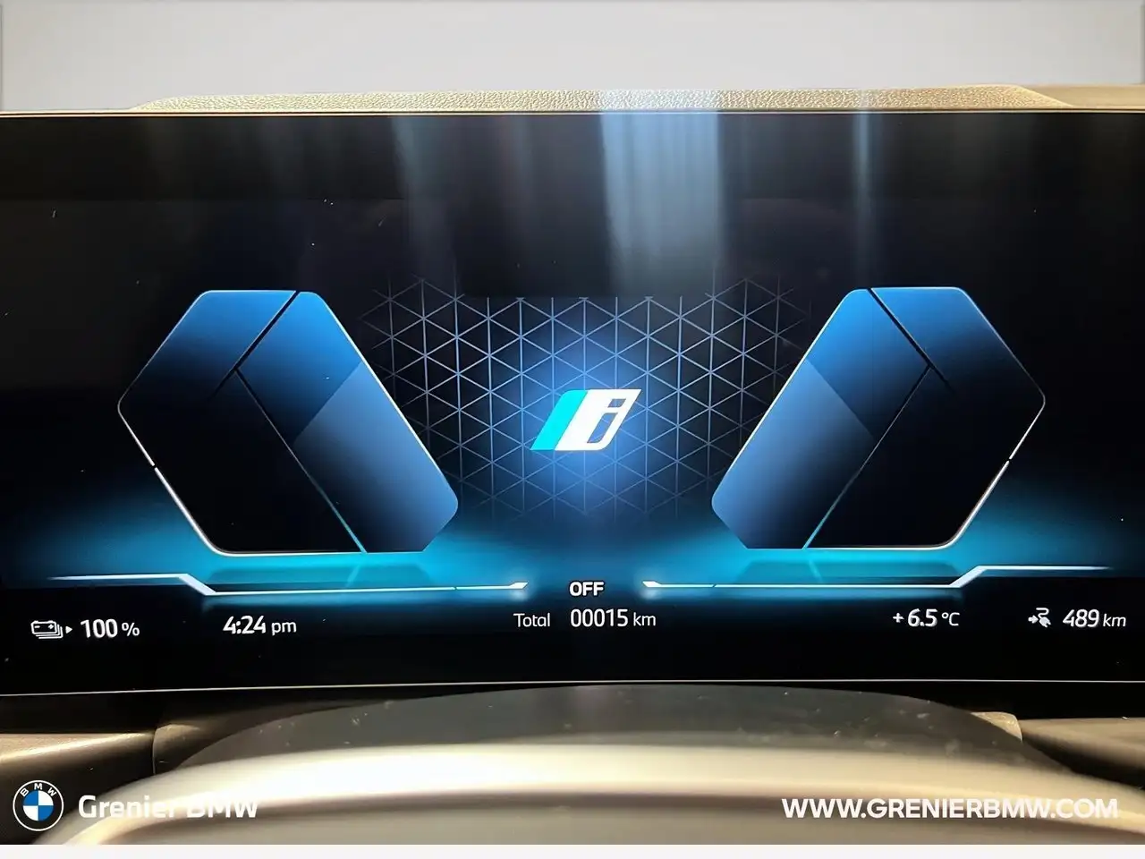BMW i4 photo BMW i4