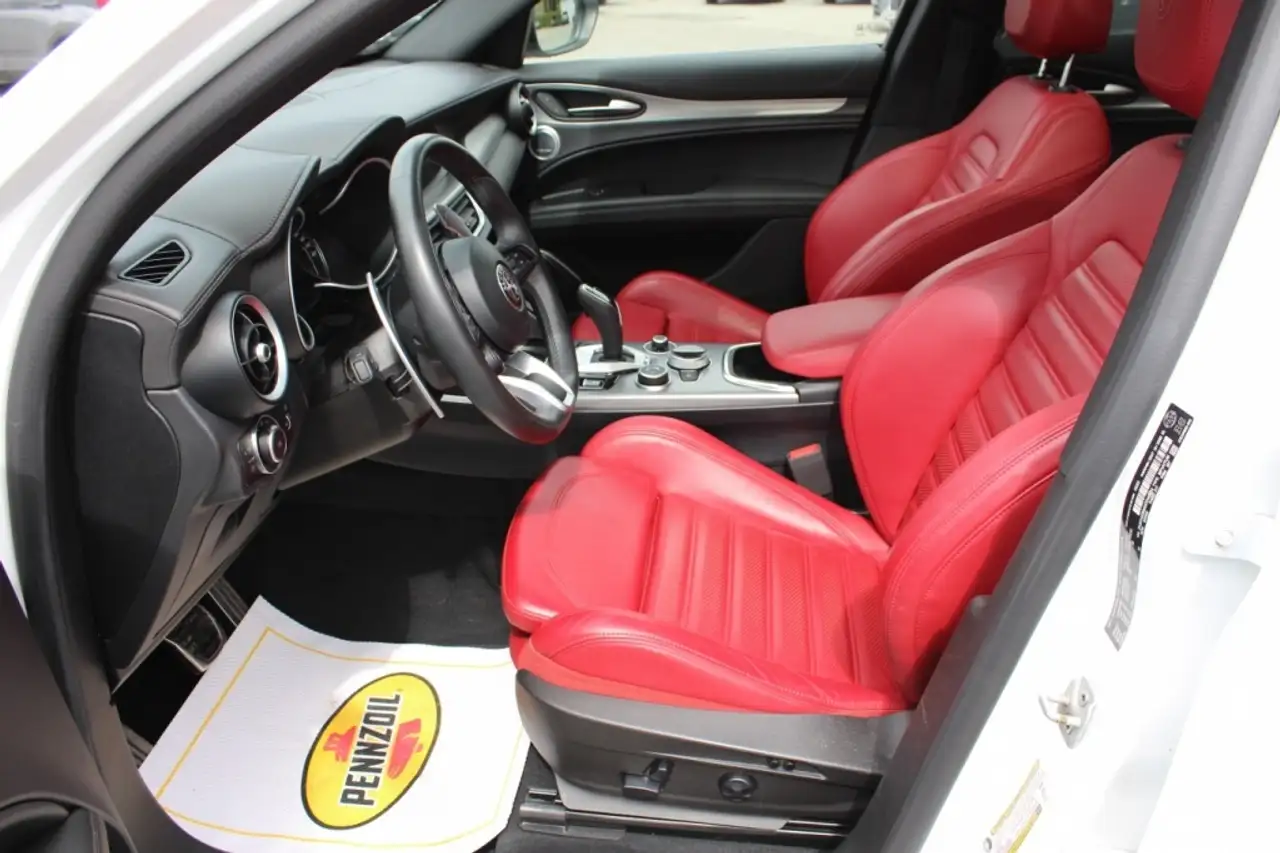 Alfa Romeo Stelvio fotografie Alfa Romeo Stelvio