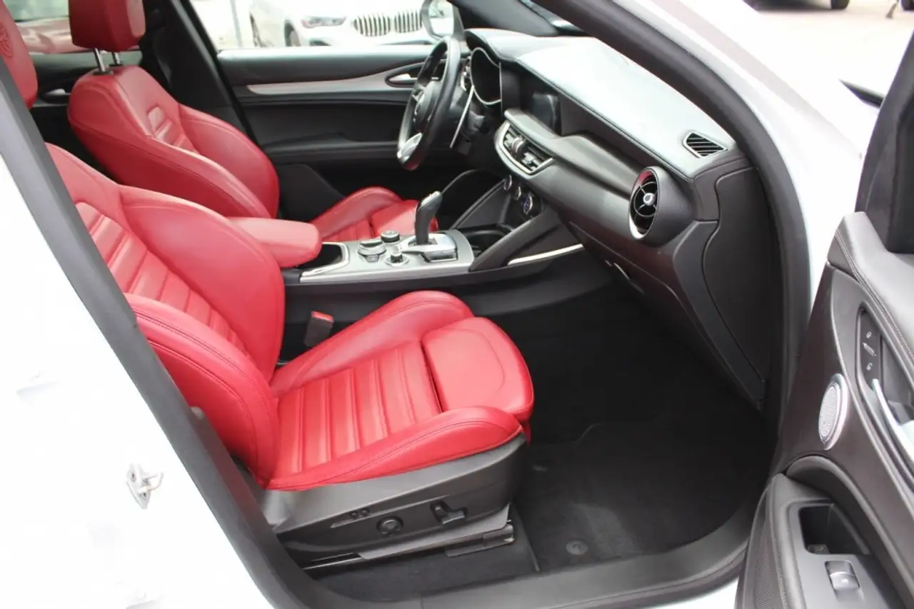 Alfa Romeo Stelvio fotografie Alfa Romeo Stelvio