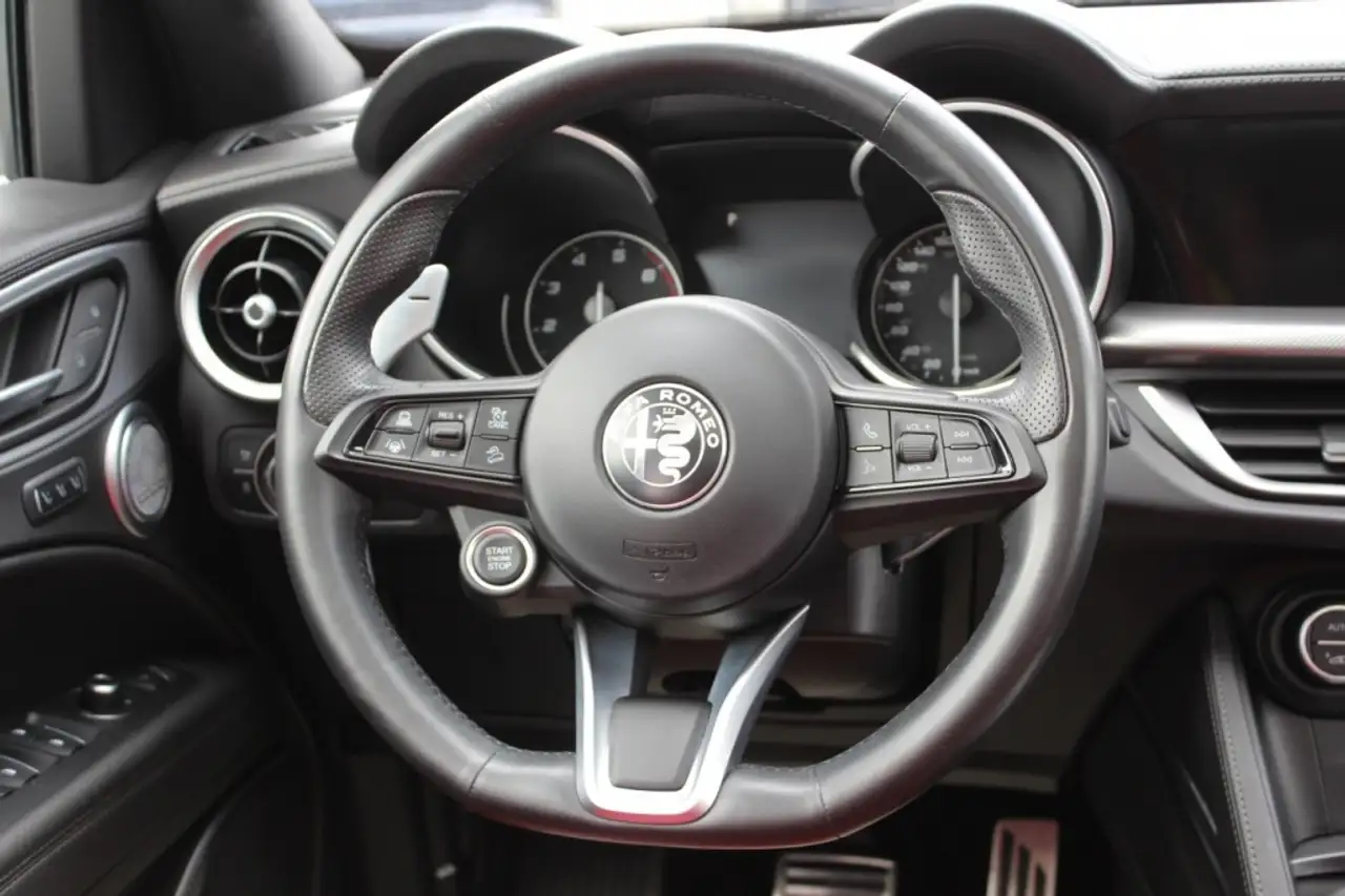 Alfa Romeo Stelvio fotografie Alfa Romeo Stelvio