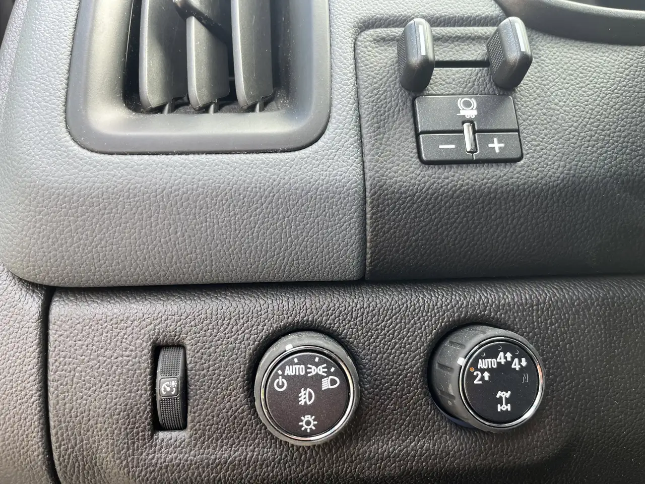 Chevrolet Colorado снимка Chevrolet Colorado