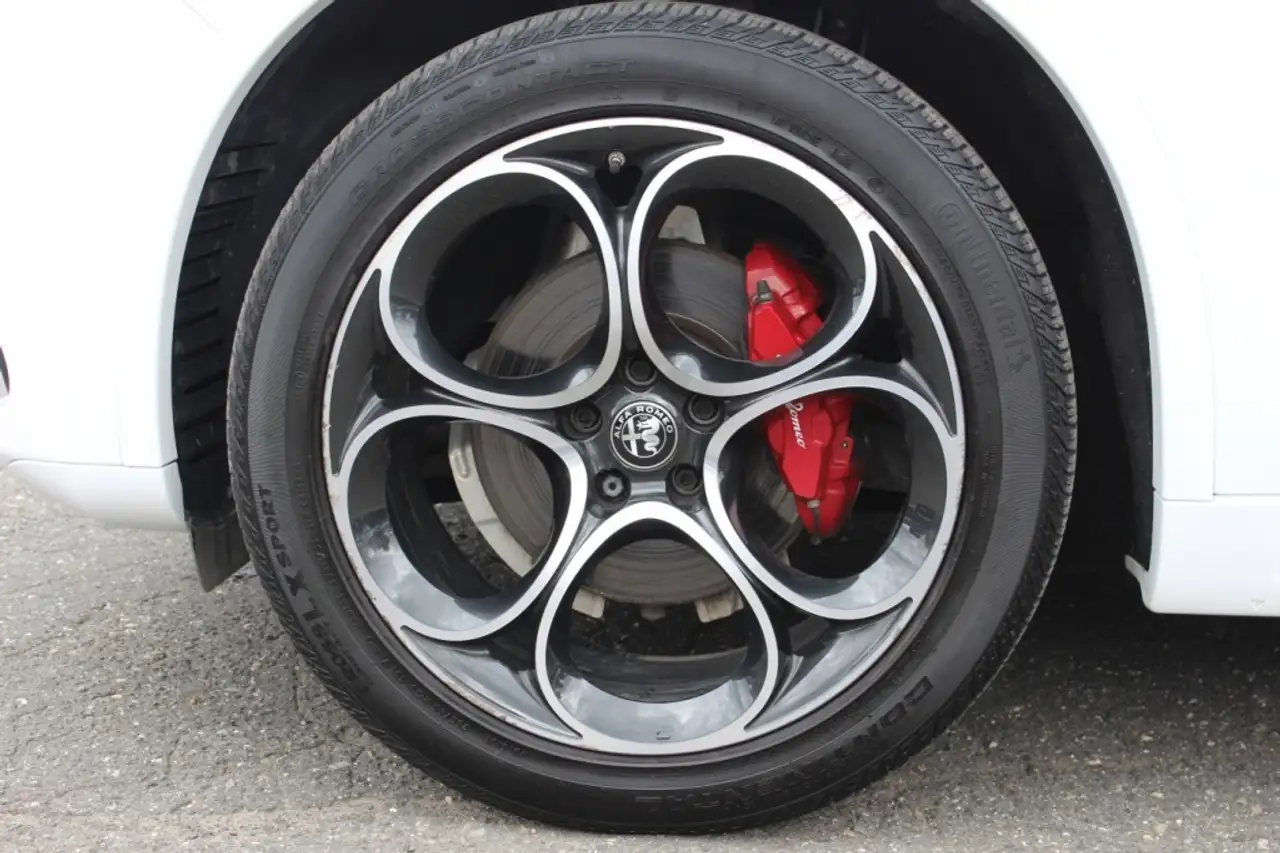Alfa Romeo Stelvio fotografie Alfa Romeo Stelvio