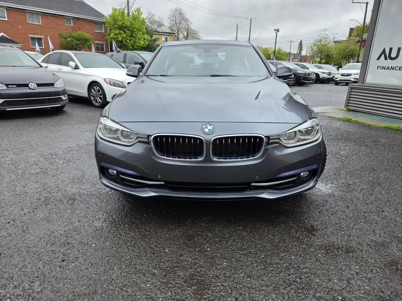 BMW 3 Series photo BMW 3 Series
