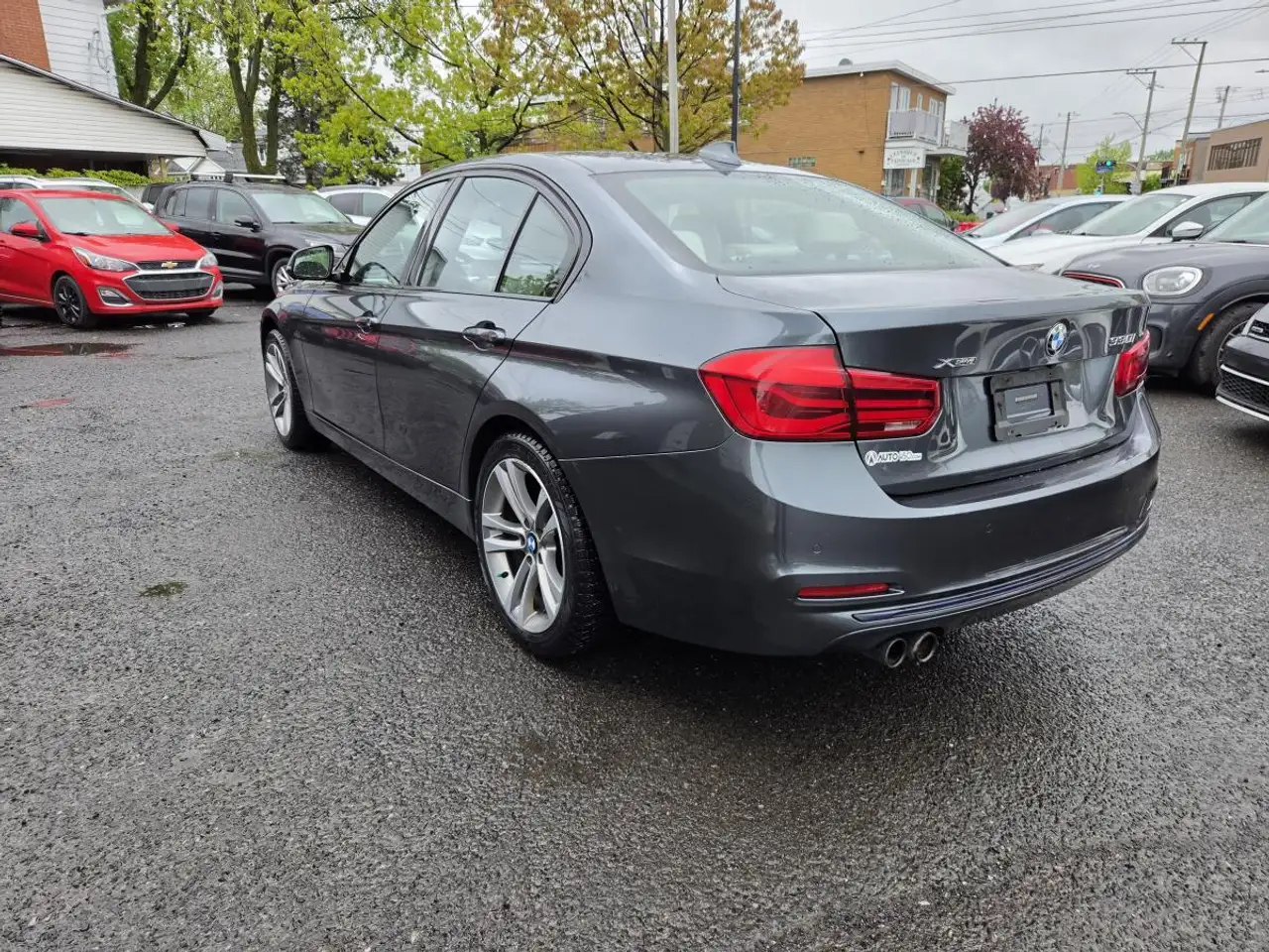 BMW 3 Series photo BMW 3 Series