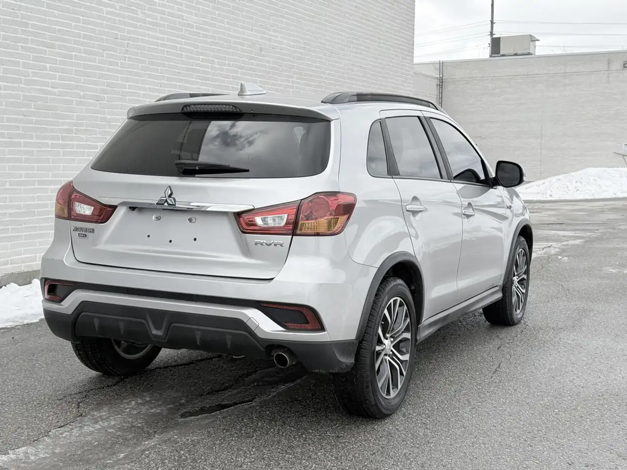 Mitsubishi RVR снимка Mitsubishi RVR