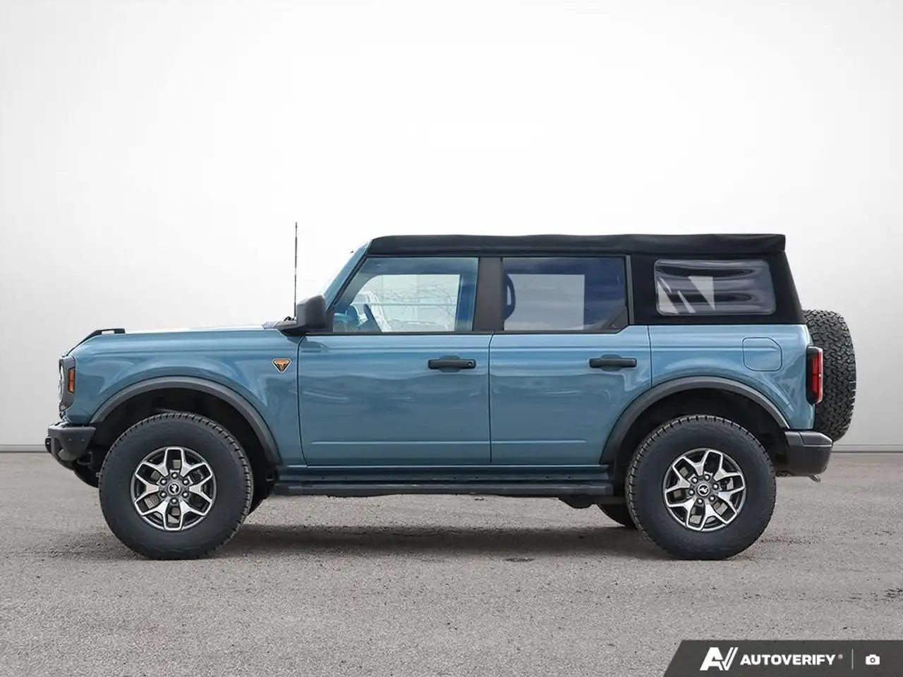 Ford Bronco снимка Ford Bronco