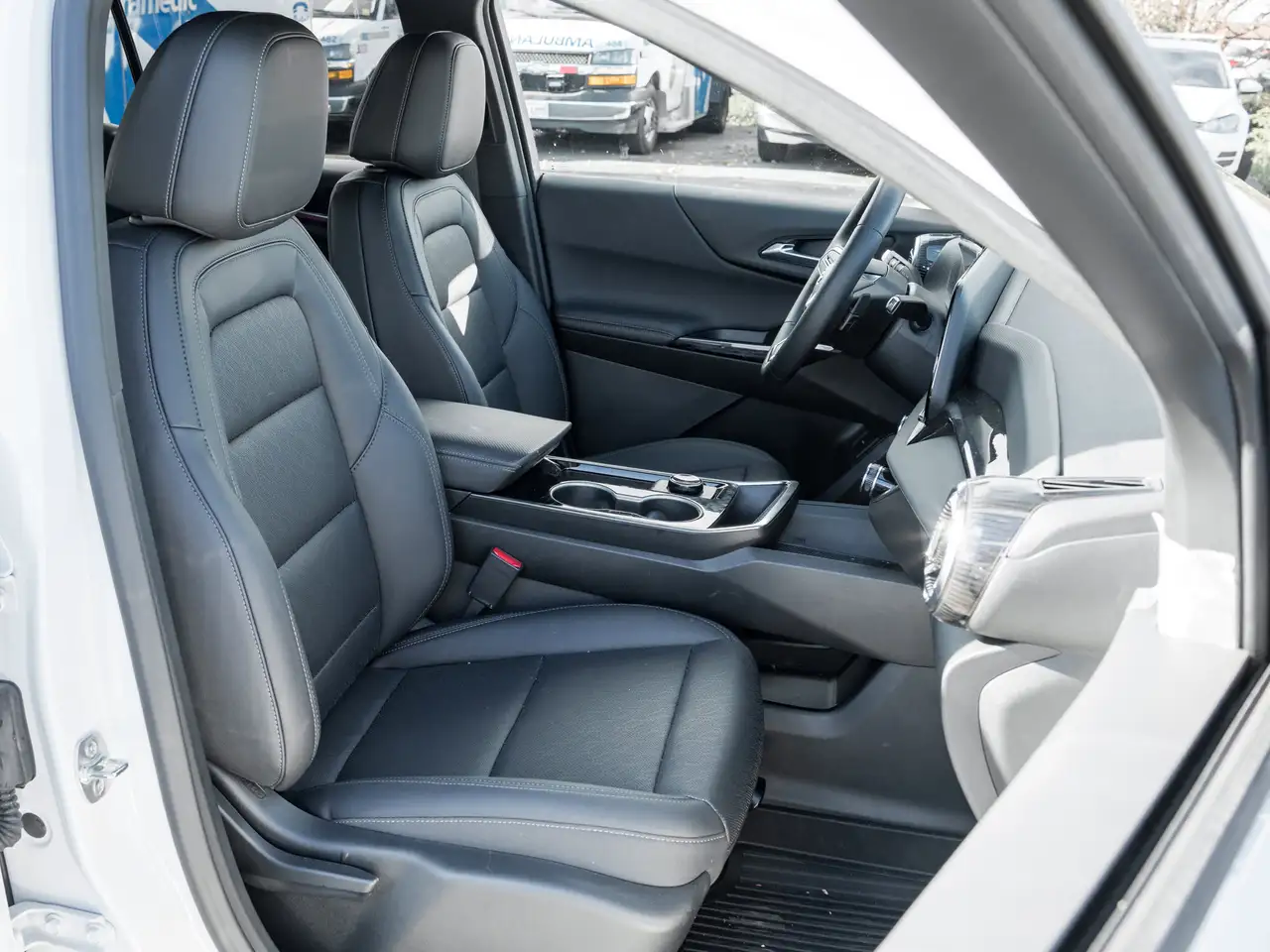 Chevrolet Equinox photo Chevrolet Equinox