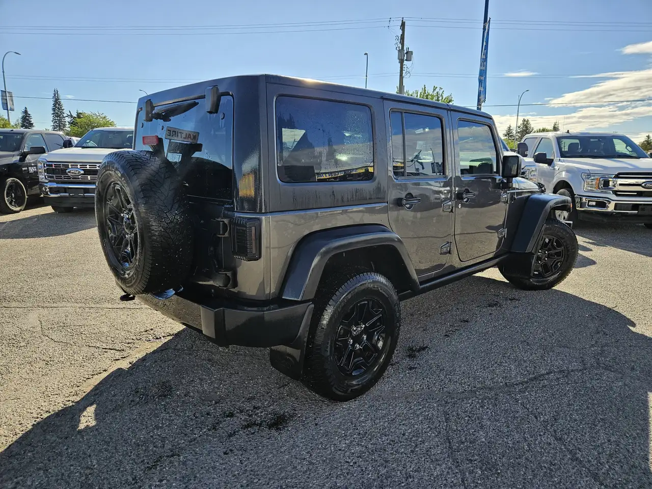 Jeep Wrangler photo Jeep Wrangler