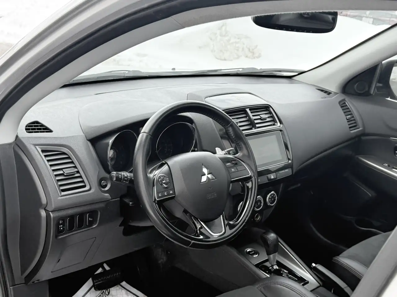 Mitsubishi RVR снимка Mitsubishi RVR