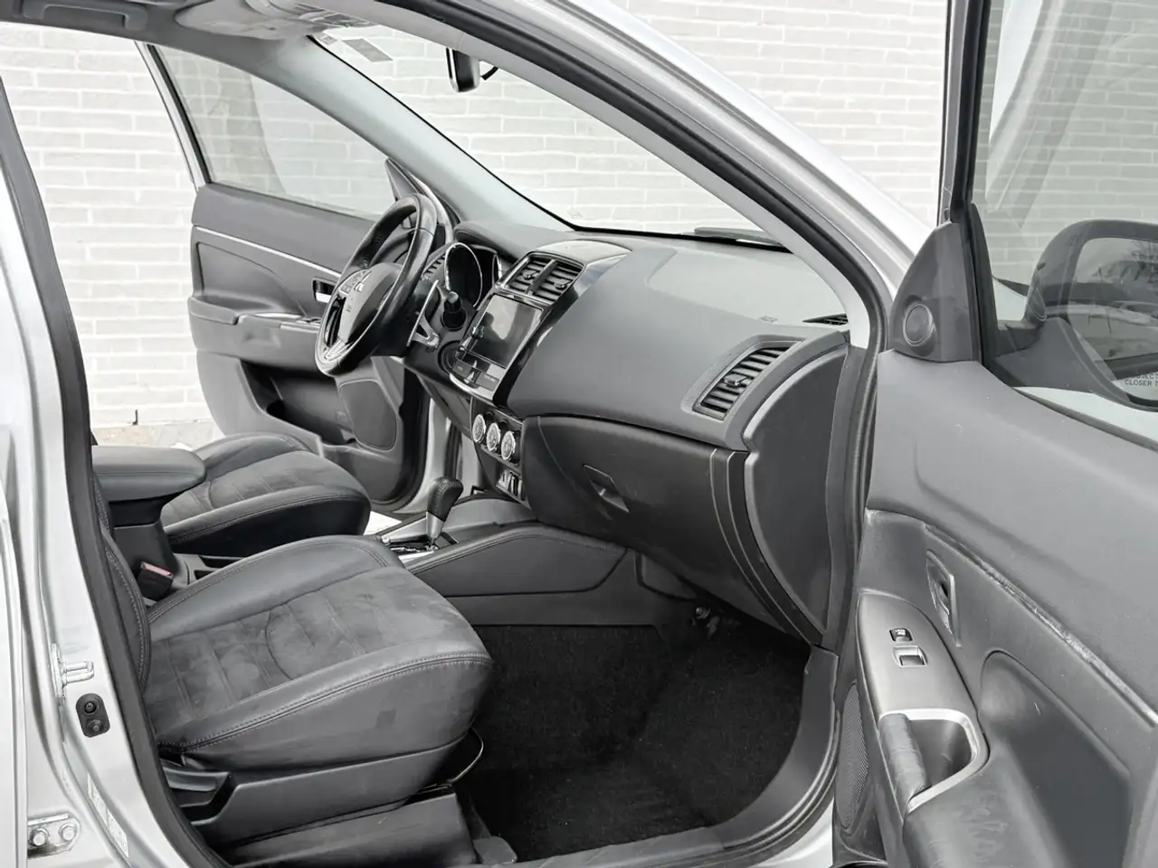 Mitsubishi RVR снимка Mitsubishi RVR