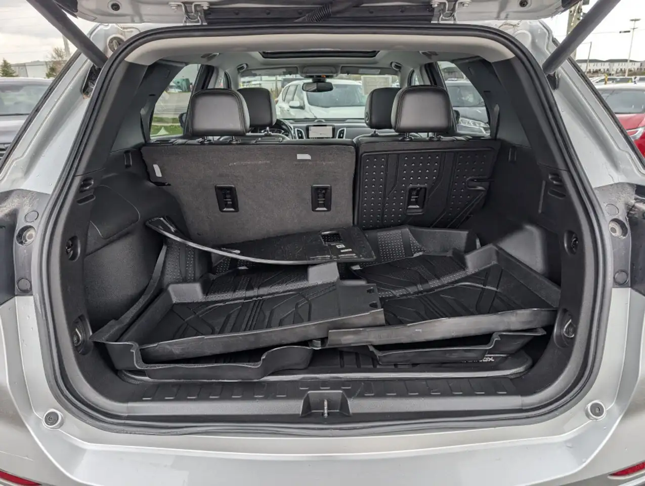 Chevrolet Equinox снимка Chevrolet Equinox