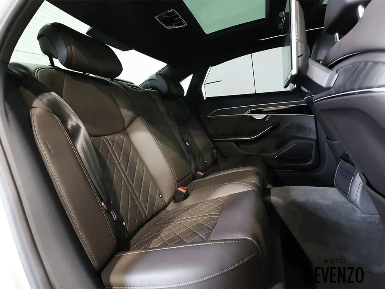 Audi A8 photo Audi A8