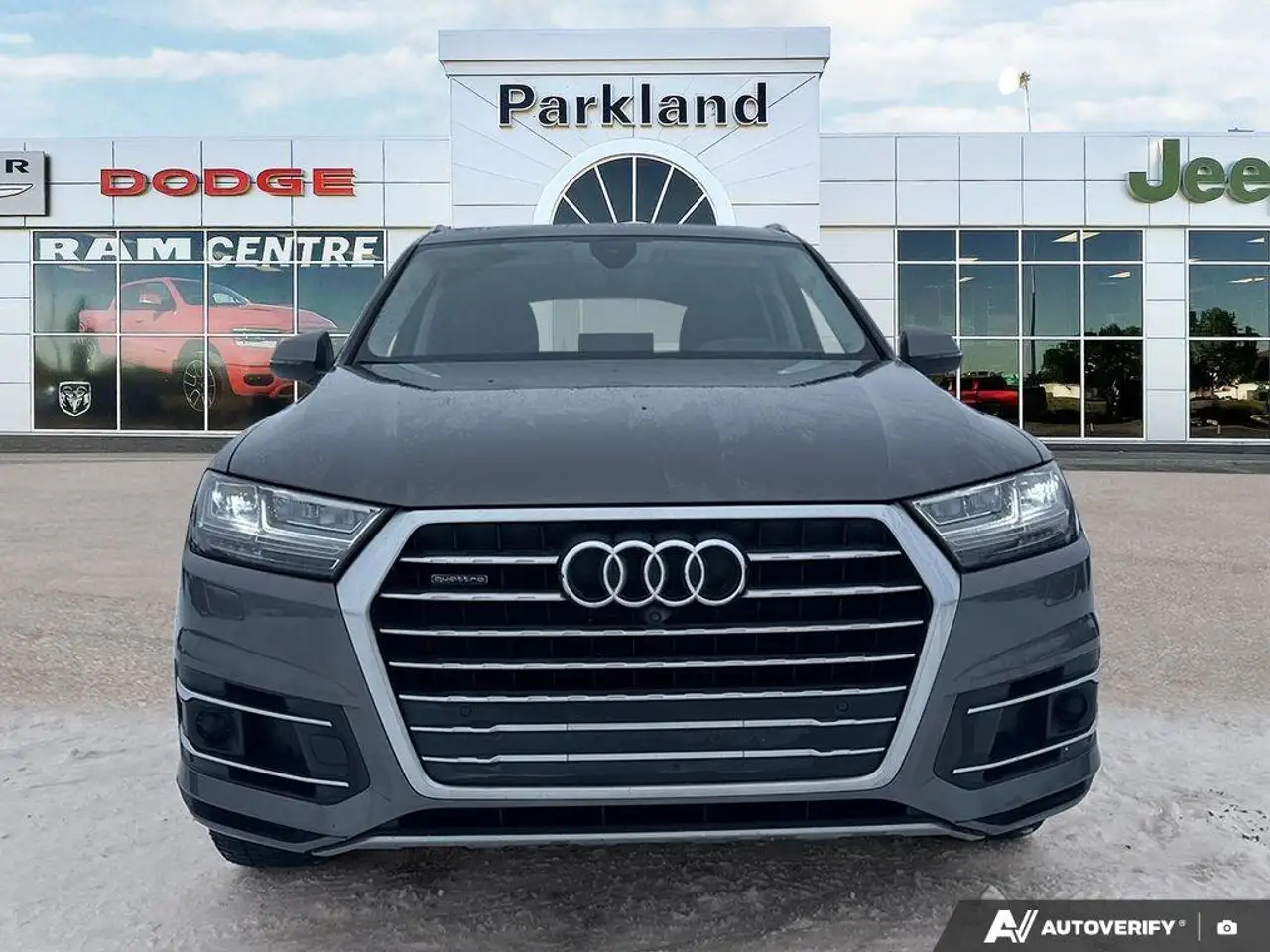 Audi Q7 photo Audi Q7