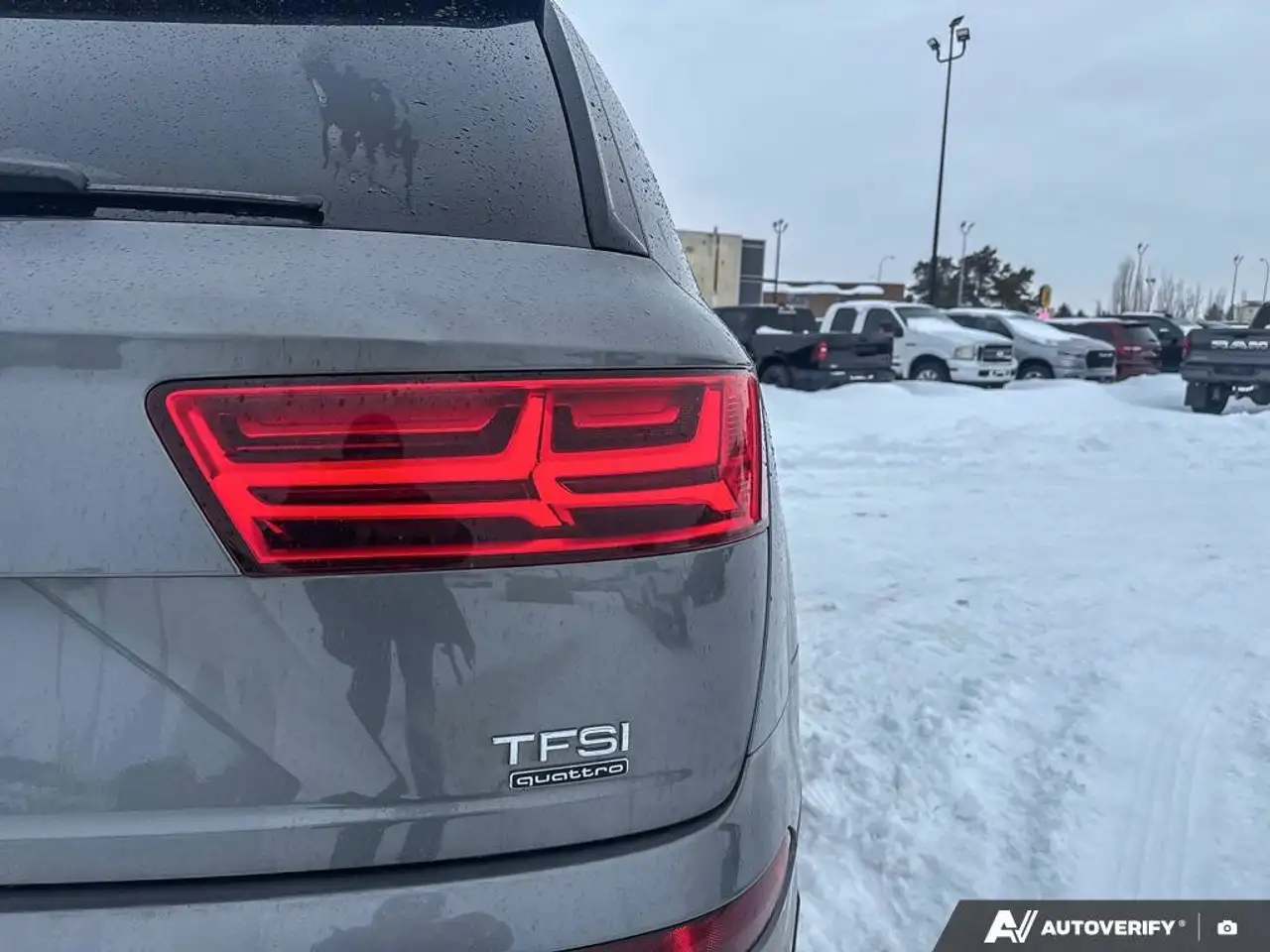 Audi Q7 photo Audi Q7