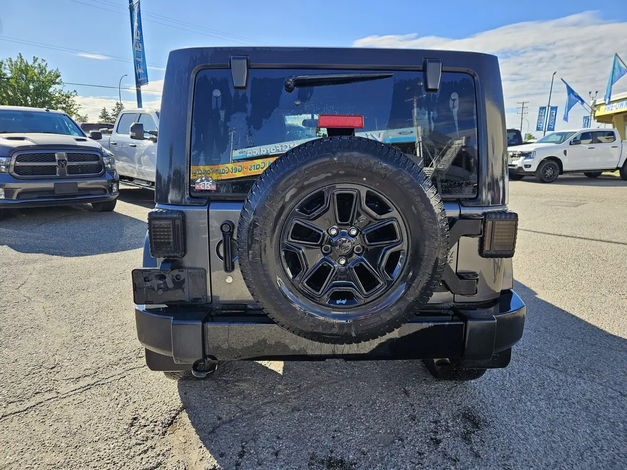 Jeep Wrangler photo Jeep Wrangler