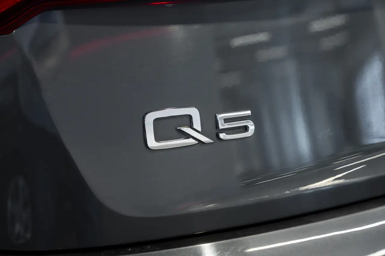 Audi Q5 снимка Audi Q5