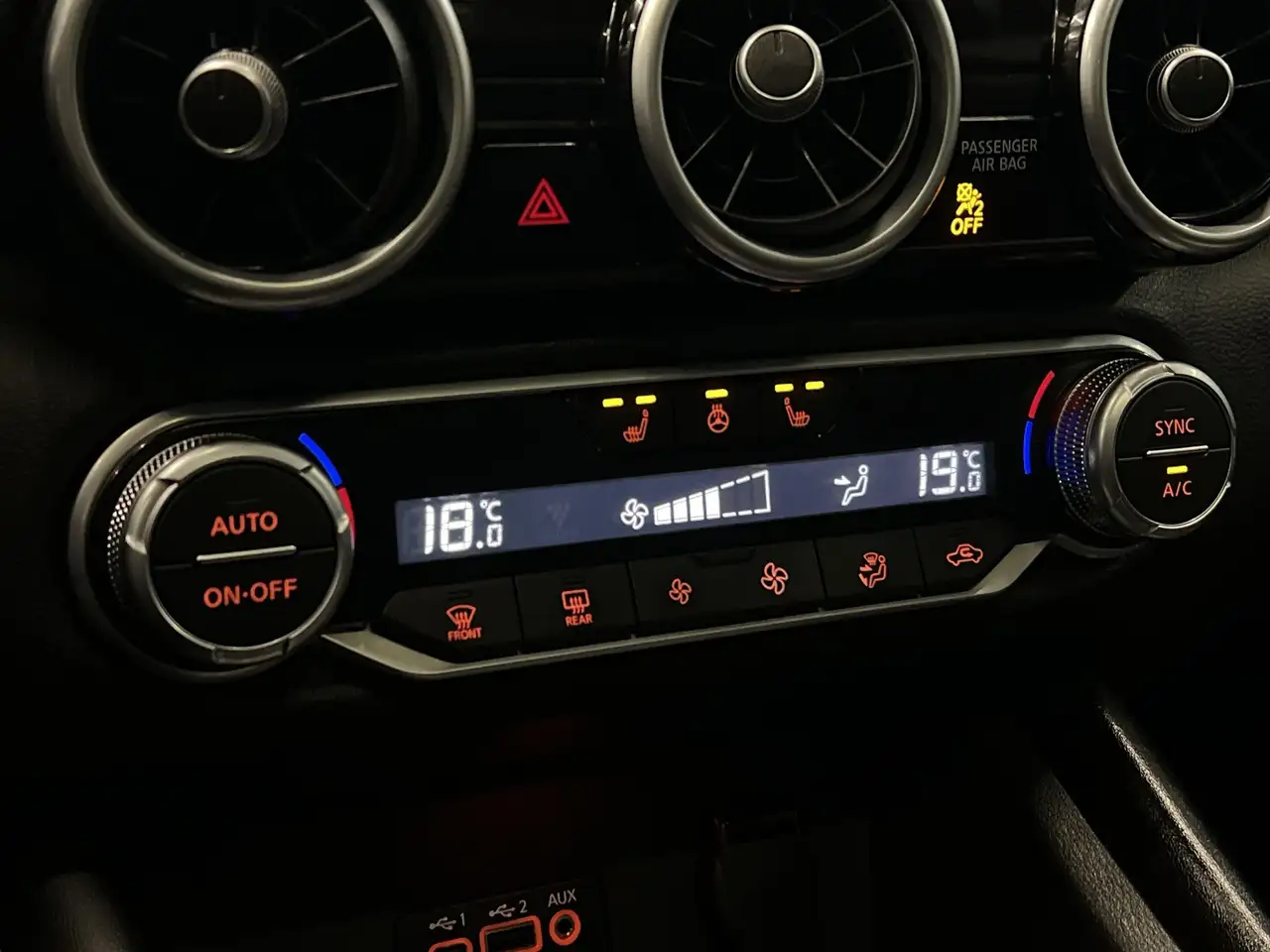 Nissan Sentra снимка Nissan Sentra