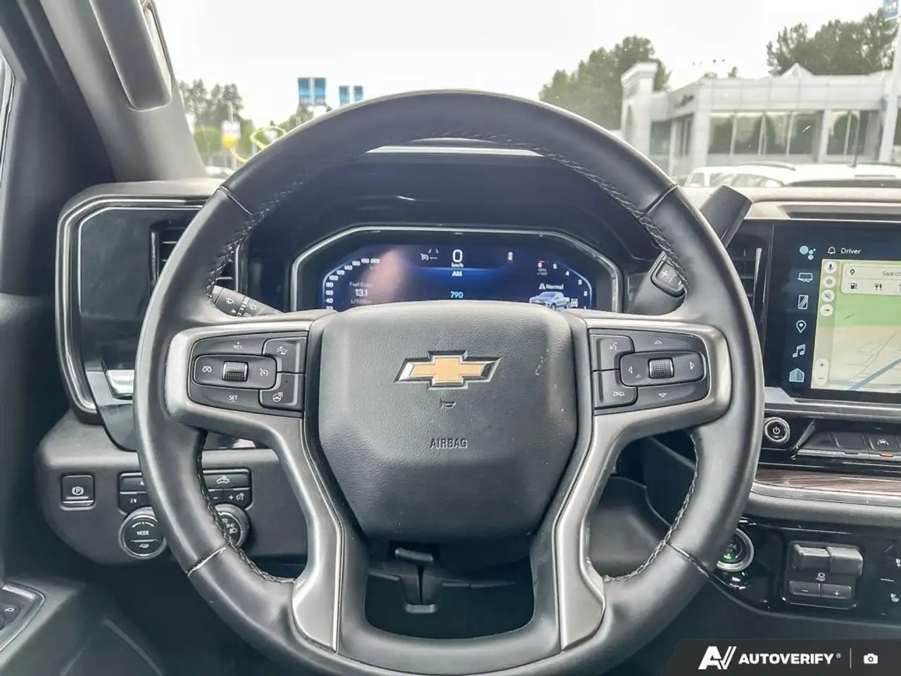 Chevrolet Silverado 1500 снимка Chevrolet Silverado 1500