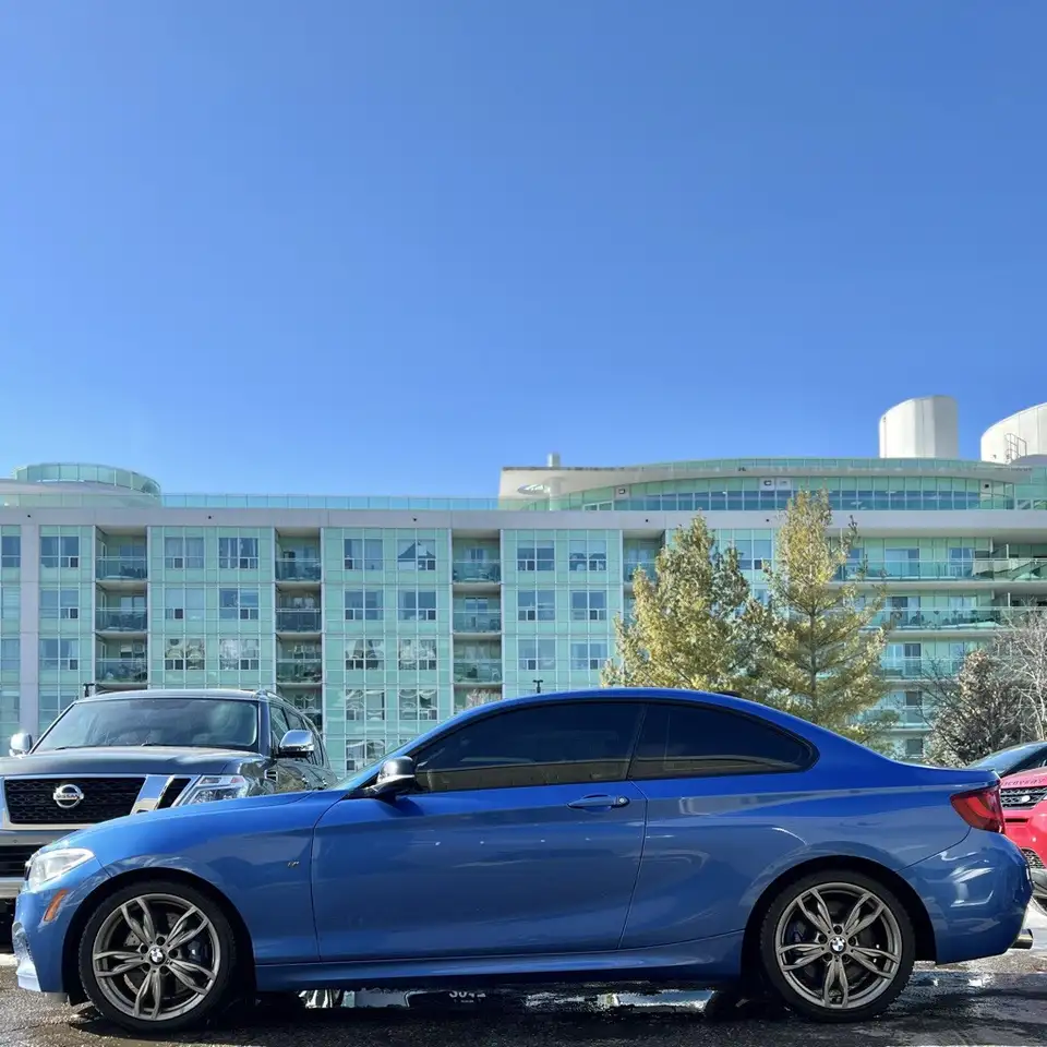 BMW 2 Series photo BMW 2 Series