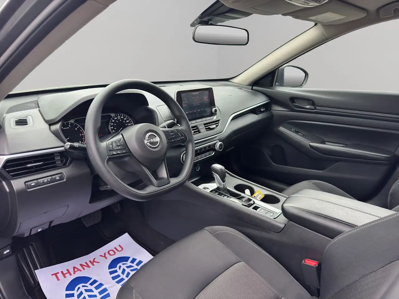 Nissan Altima снимка Nissan Altima