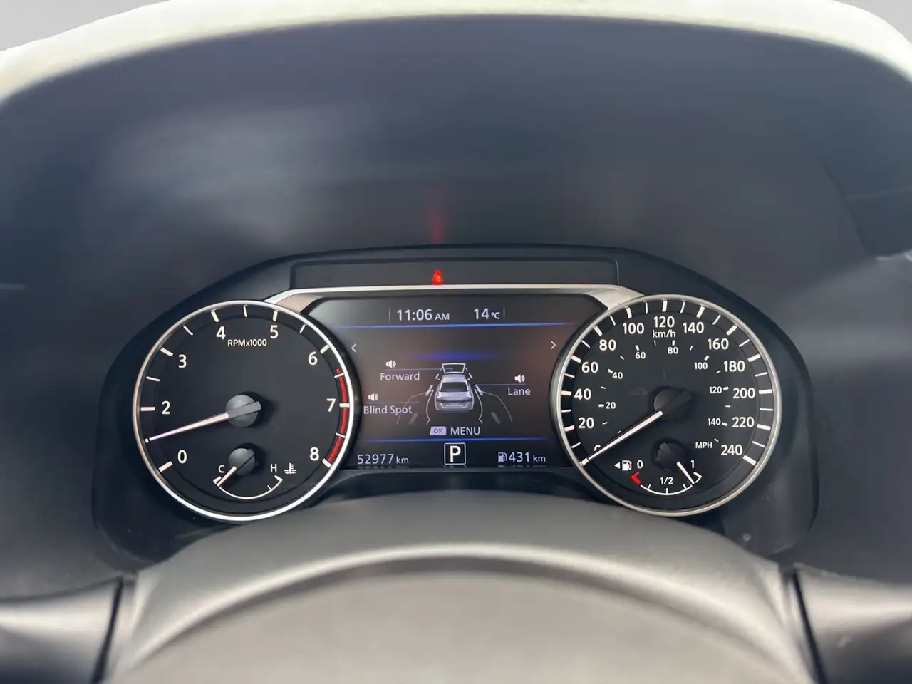 Nissan Altima снимка Nissan Altima
