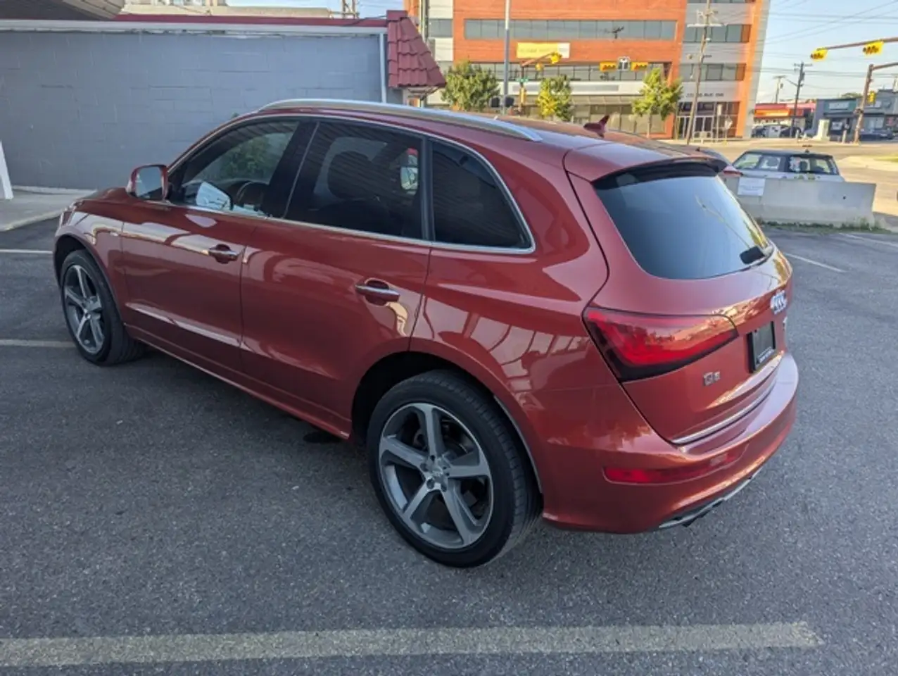 Audi Q5 снимка Audi Q5