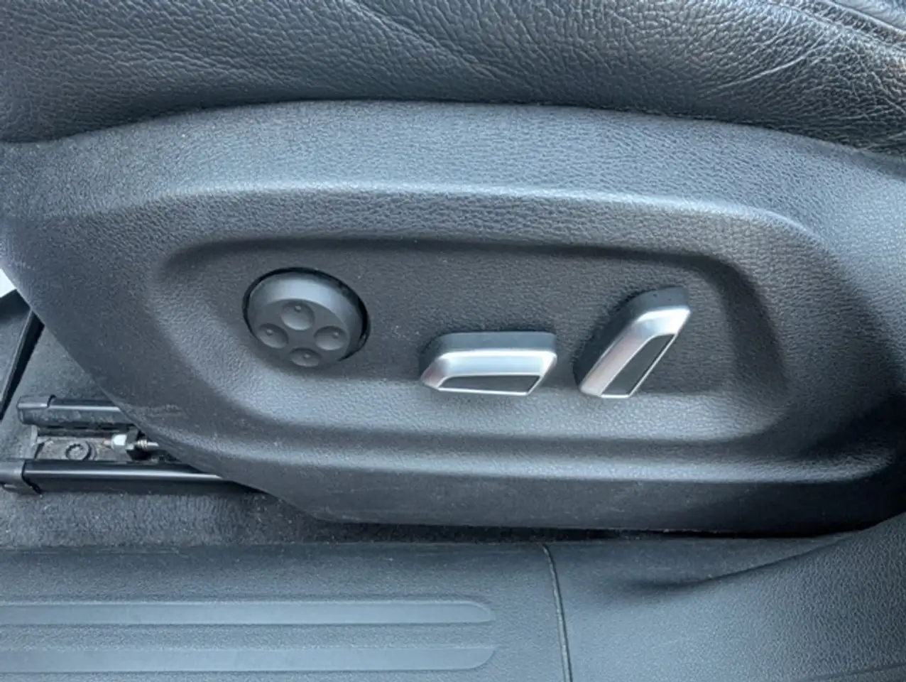 Audi Q5 снимка Audi Q5