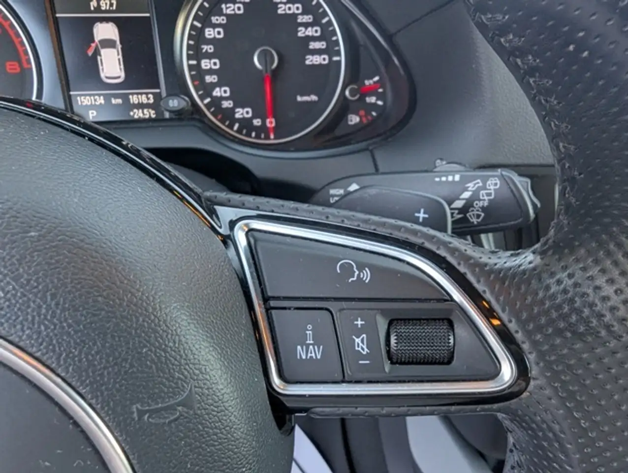 Audi Q5 снимка Audi Q5