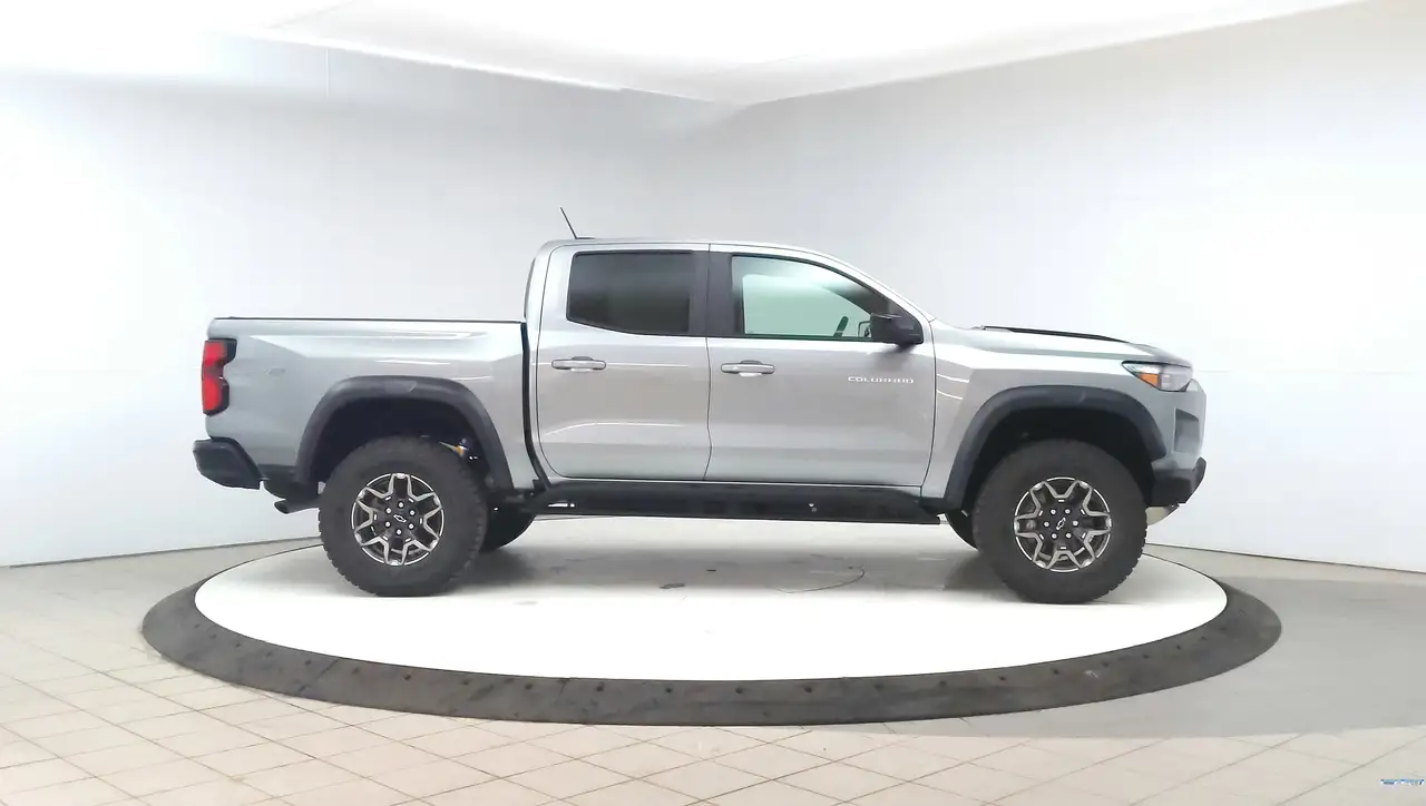Chevrolet Colorado снимка Chevrolet Colorado