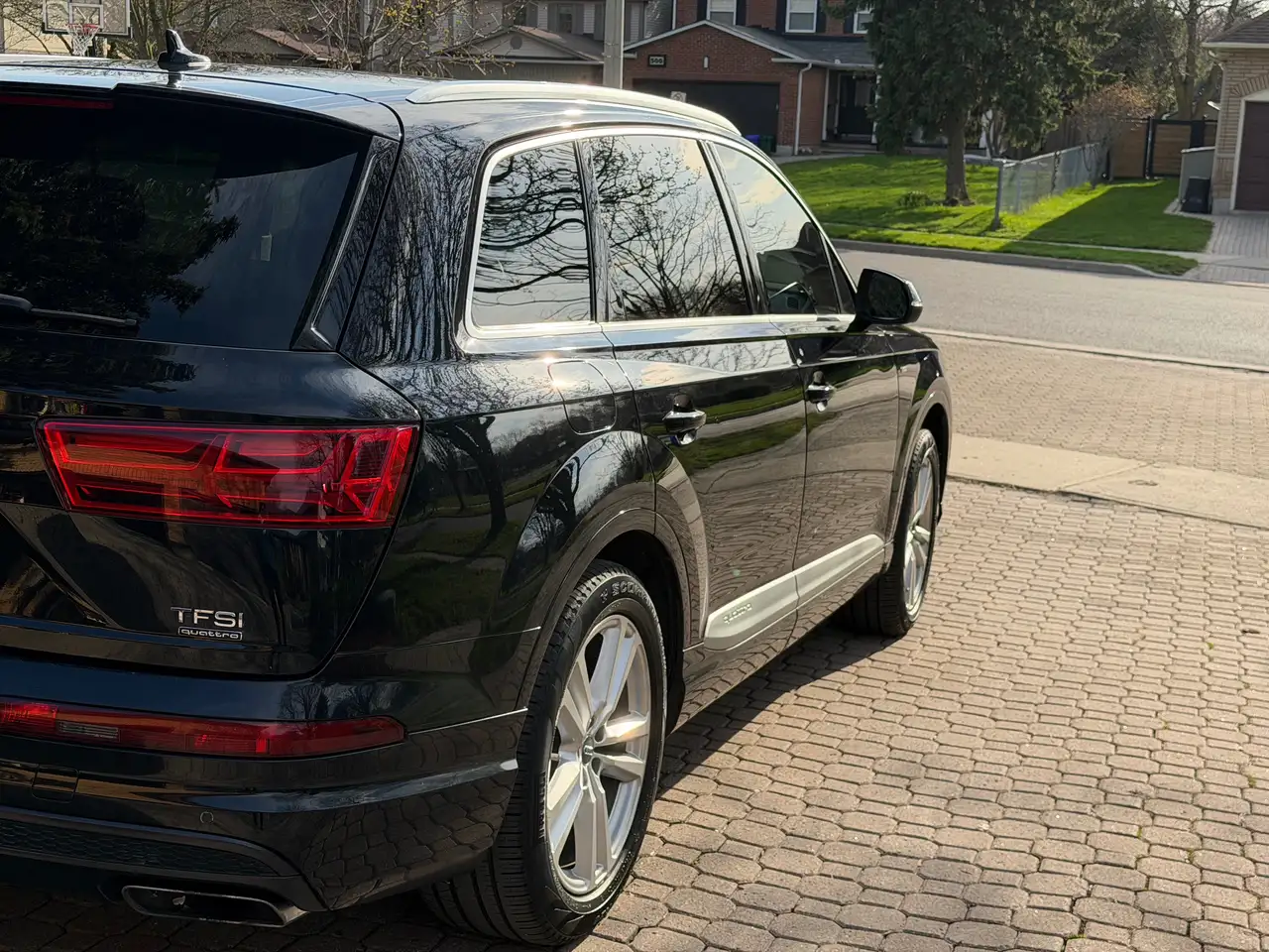 Audi Q7 photo Audi Q7