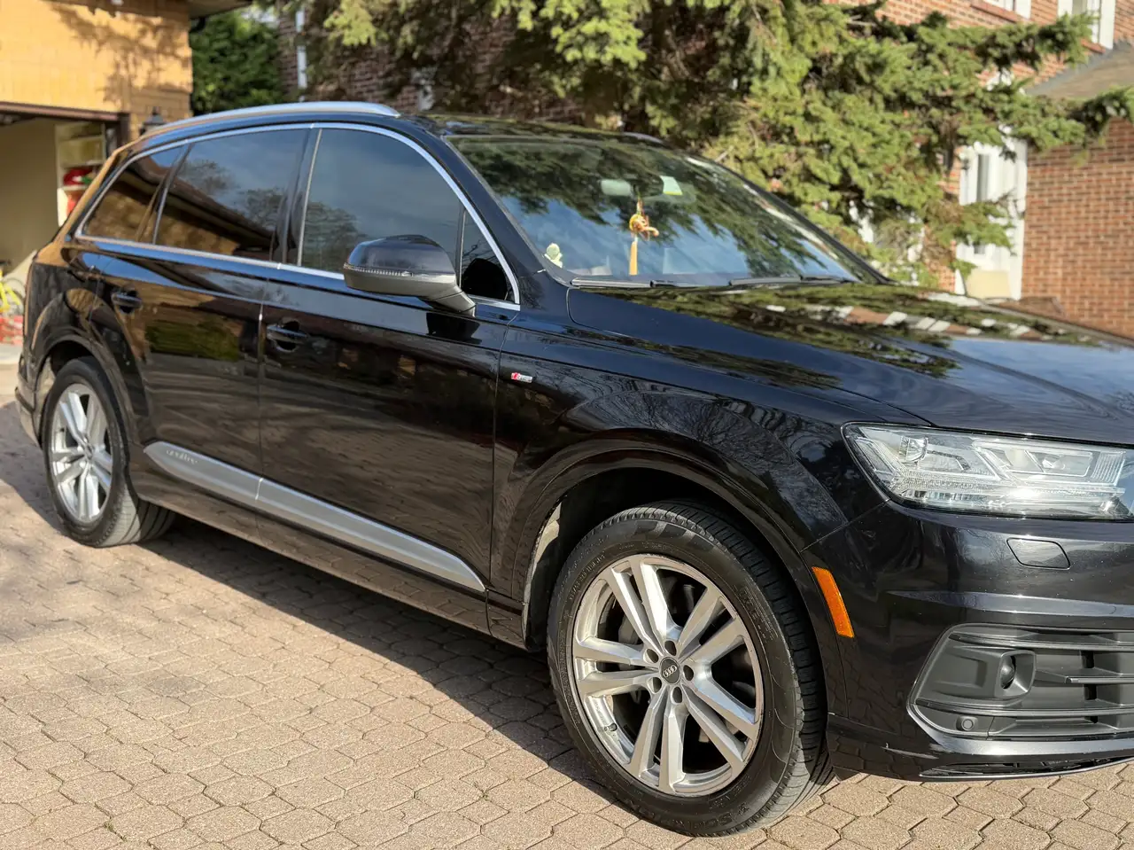 Audi Q7 photo Audi Q7