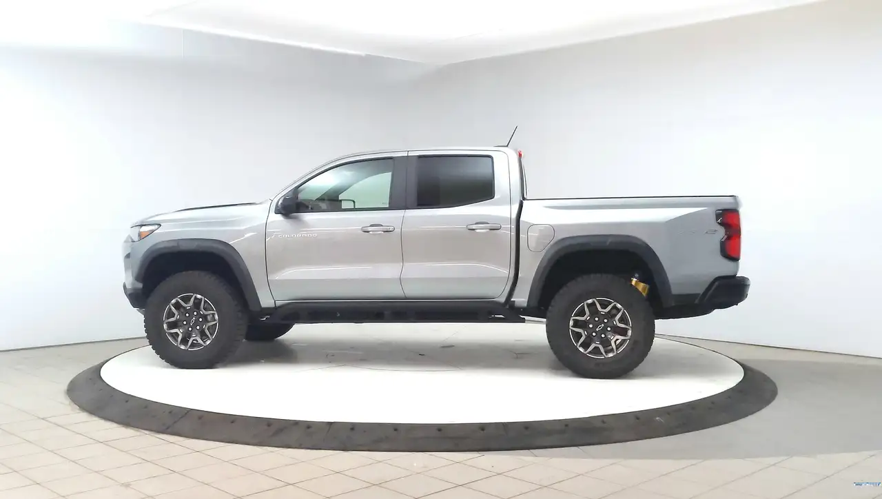 Chevrolet Colorado снимка Chevrolet Colorado