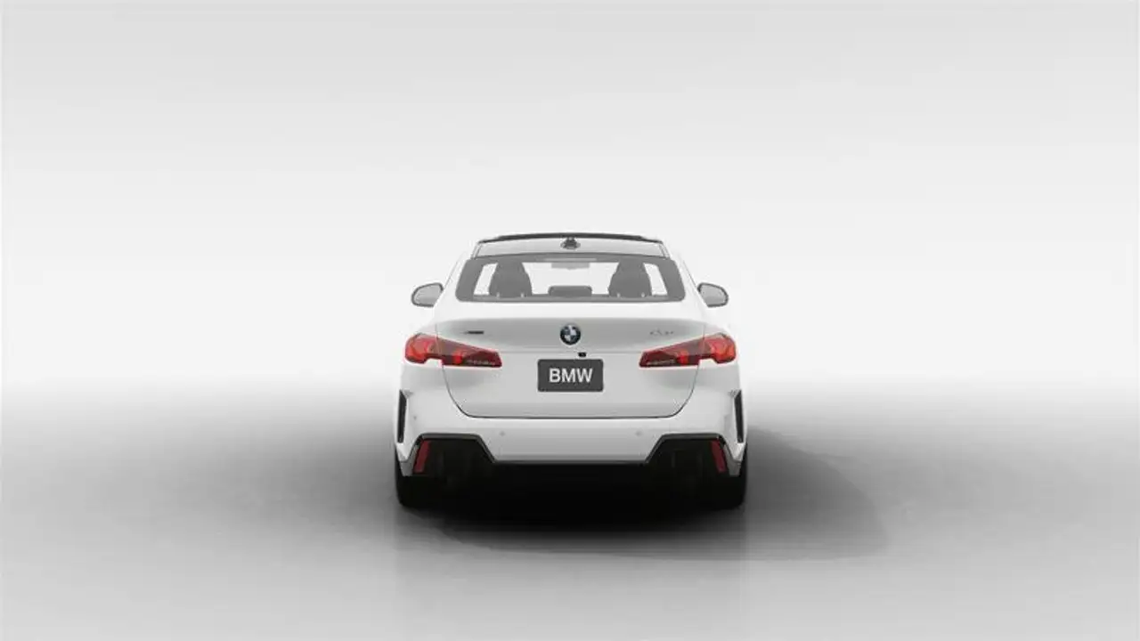 BMW 2 Series photo BMW 2 Series